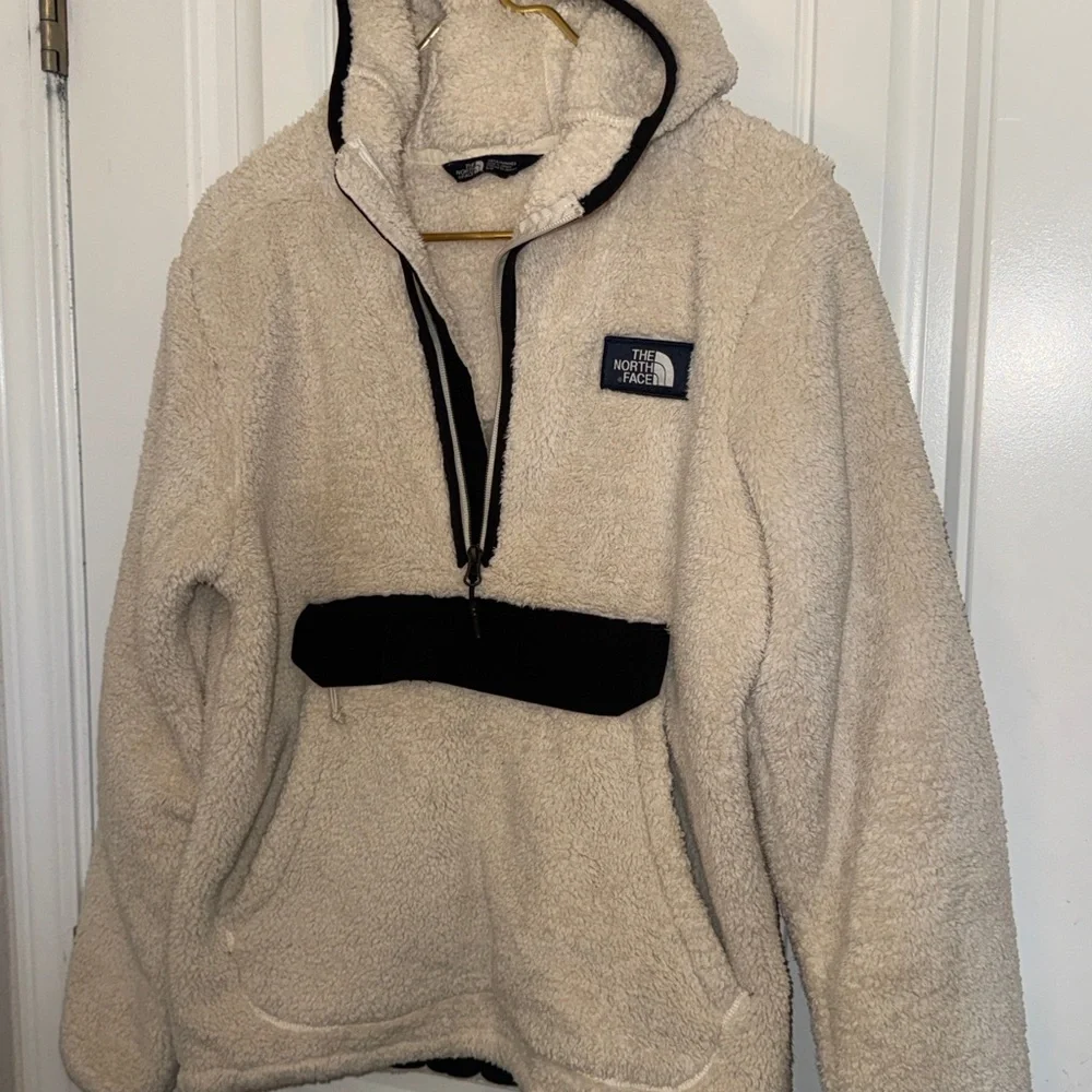 The North Face Campshire Pullover Hoodie, Vintage off White/TNF Black